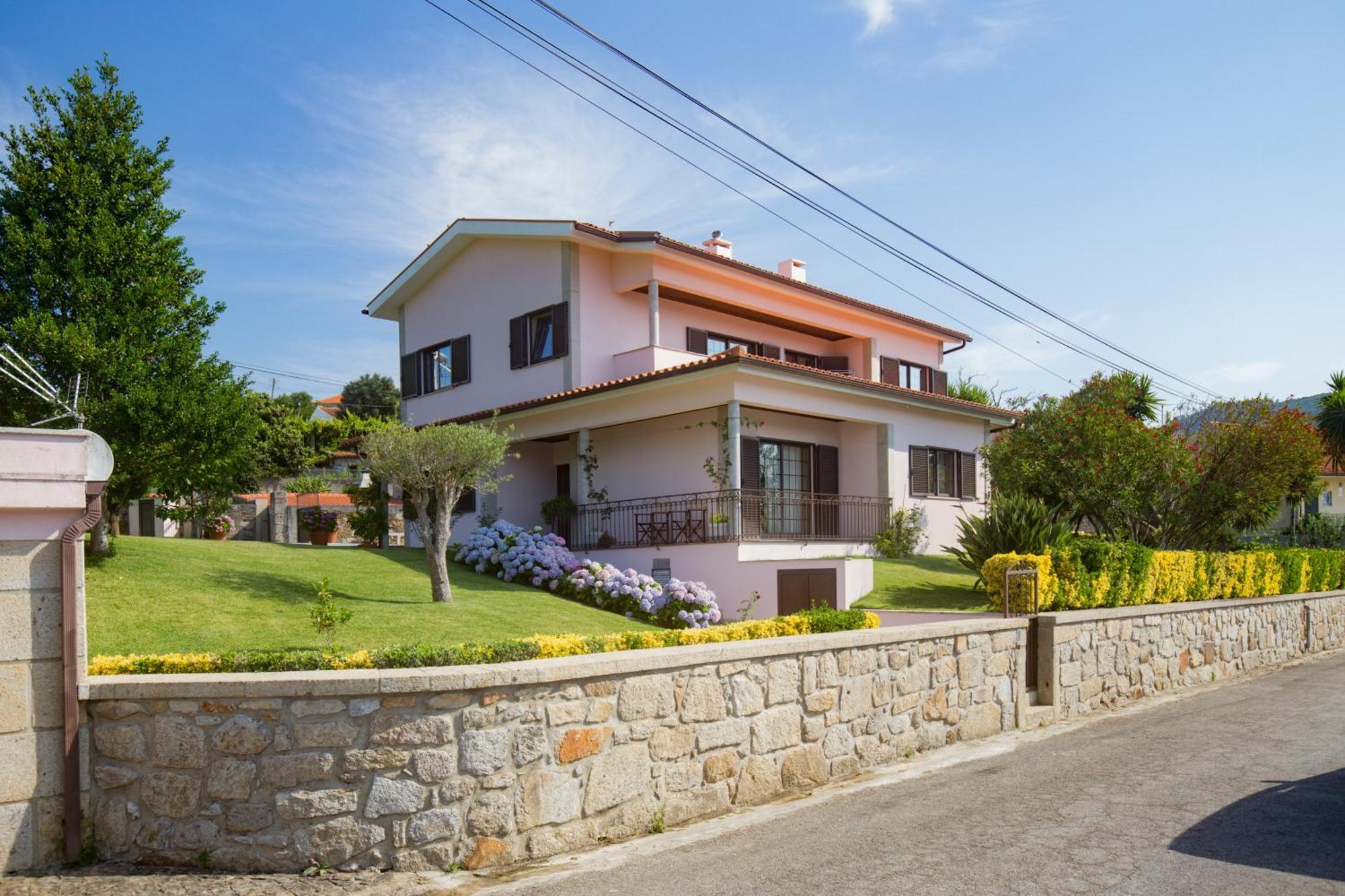 Homestay Em *